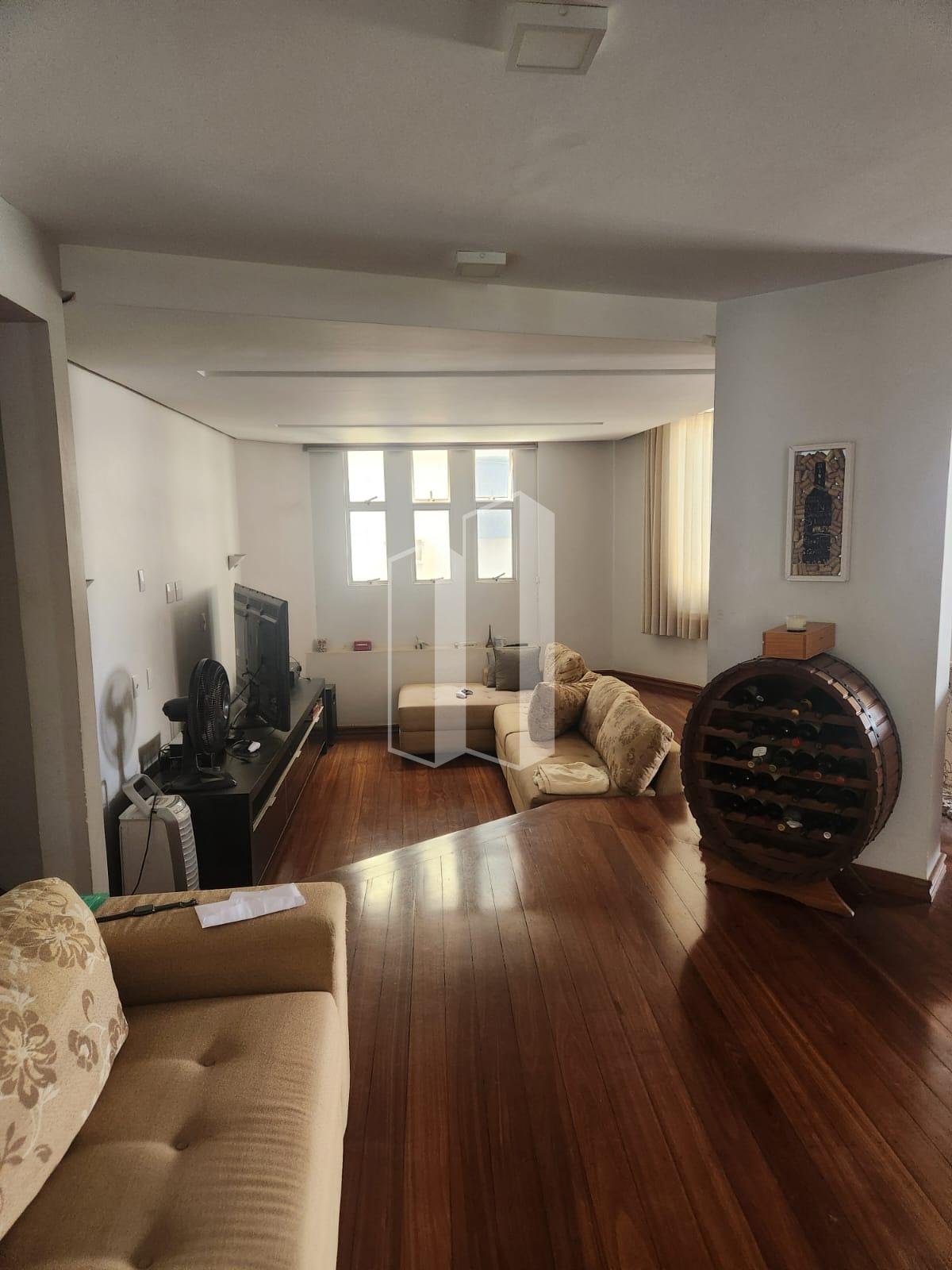 Apartamento à venda com 3 quartos, 3 suítes, 3 vagas e 290m² no Setor Bueno, Goiânia (GO) — foto 4 de 20