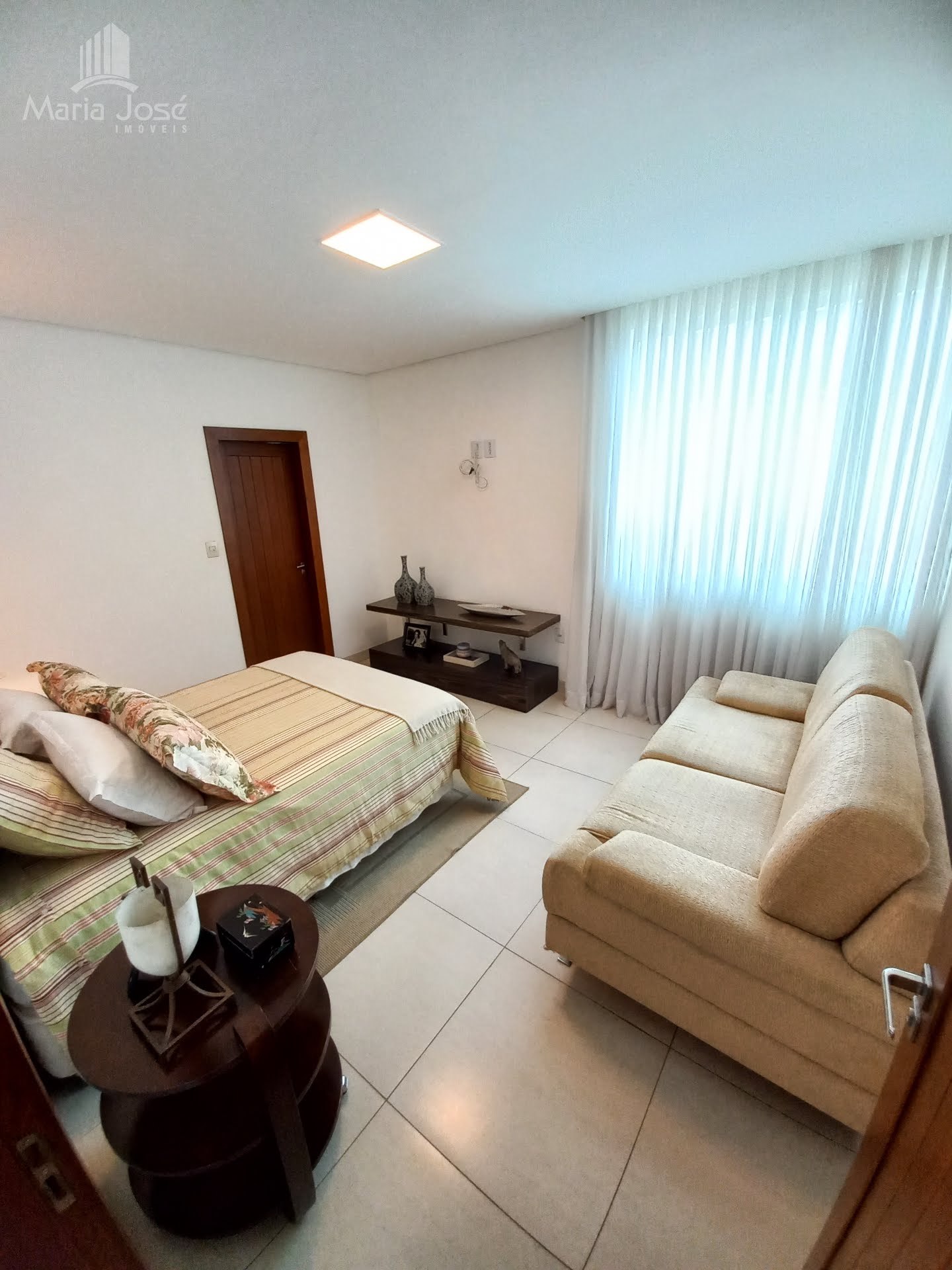 Casa à venda com 3 quartos, 2 suítes, 4 vagas e 270m² no Morro do Claro, Sete Lagoas (MG) — foto 7 de 30