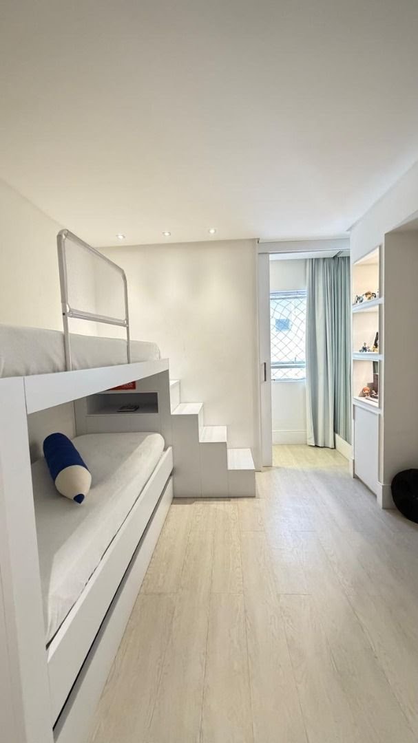 Apartamento à venda com 3 quartos, 3 suítes, 2 vagas e 250m² no Casa Forte, Recife (PE) — foto 24 de 30