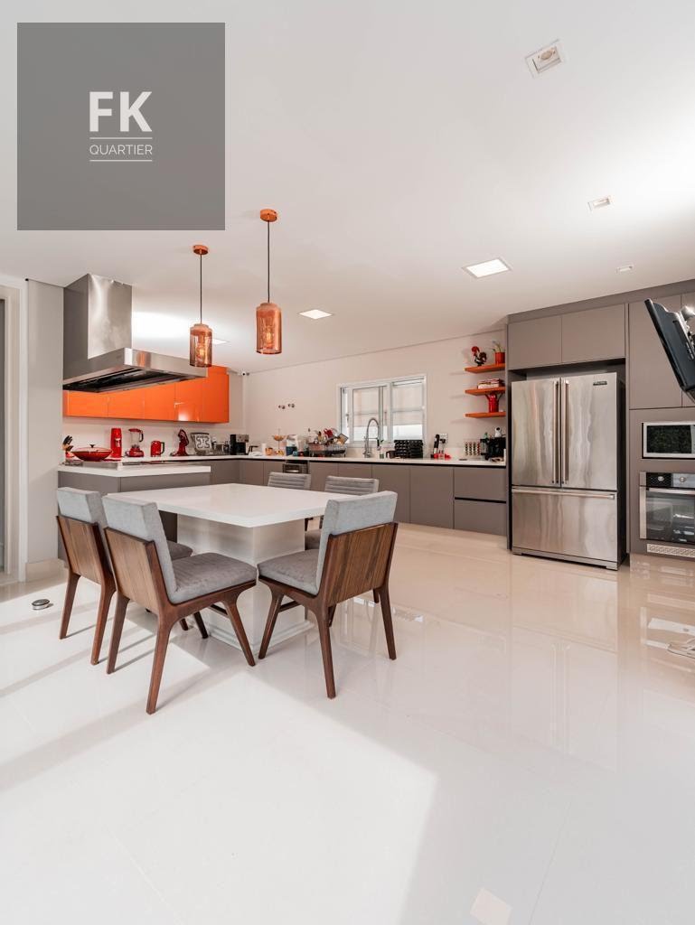 Casa à venda com 4 quartos, 4 suítes, 6 vagas e 900m² no Alphaville Residencial Dois, Barueri (SP) — foto 11 de 12