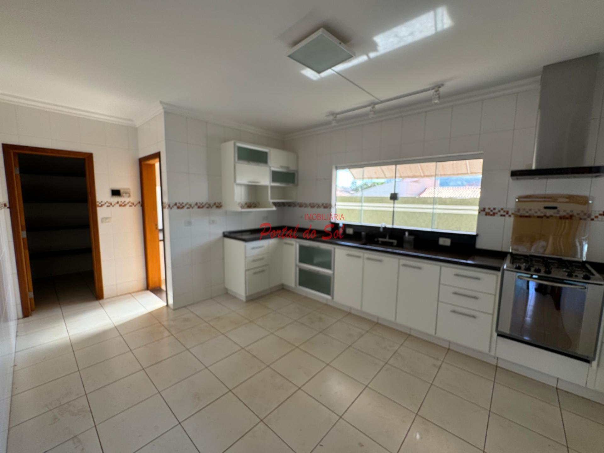 Casa à venda com 4 quartos, 1 suíte, 2 vagas e 320m² no Residencial Morumbi, Santo Antônio da Platina (PR) — foto 6 de 16