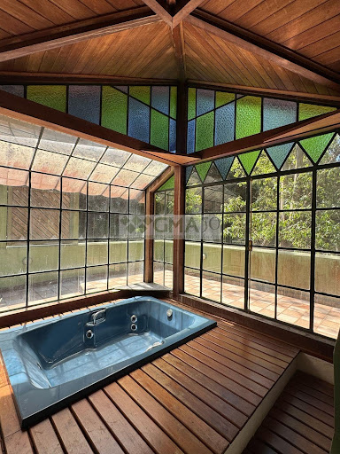 Apartamento Duplex em Cosme Velho  -  Rio de Janeiro