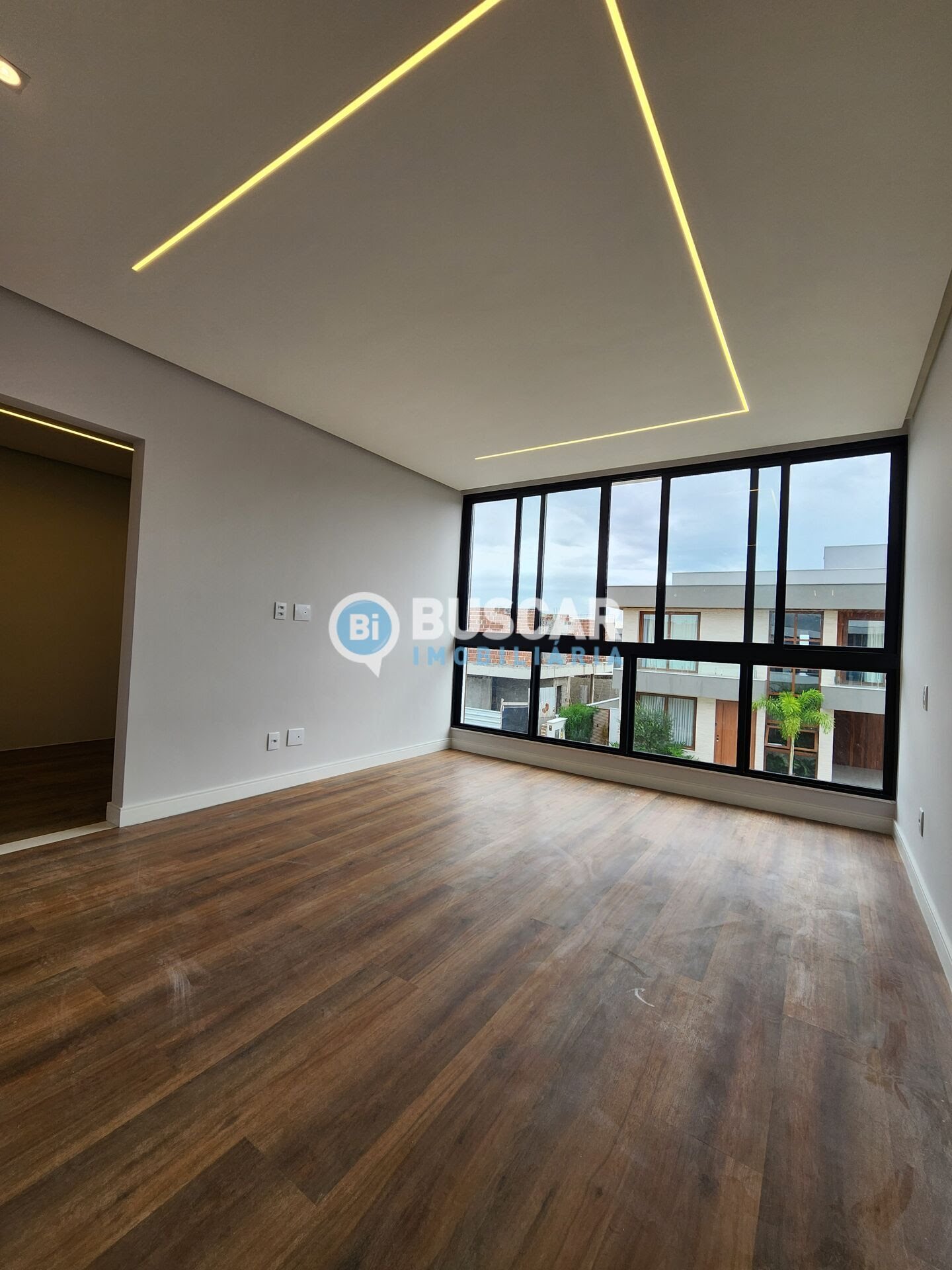 Casa à venda com 4 quartos, 4 suítes, 4 vagas e 307m² no Sim, Feira de Santana (BA) — foto 19 de 21