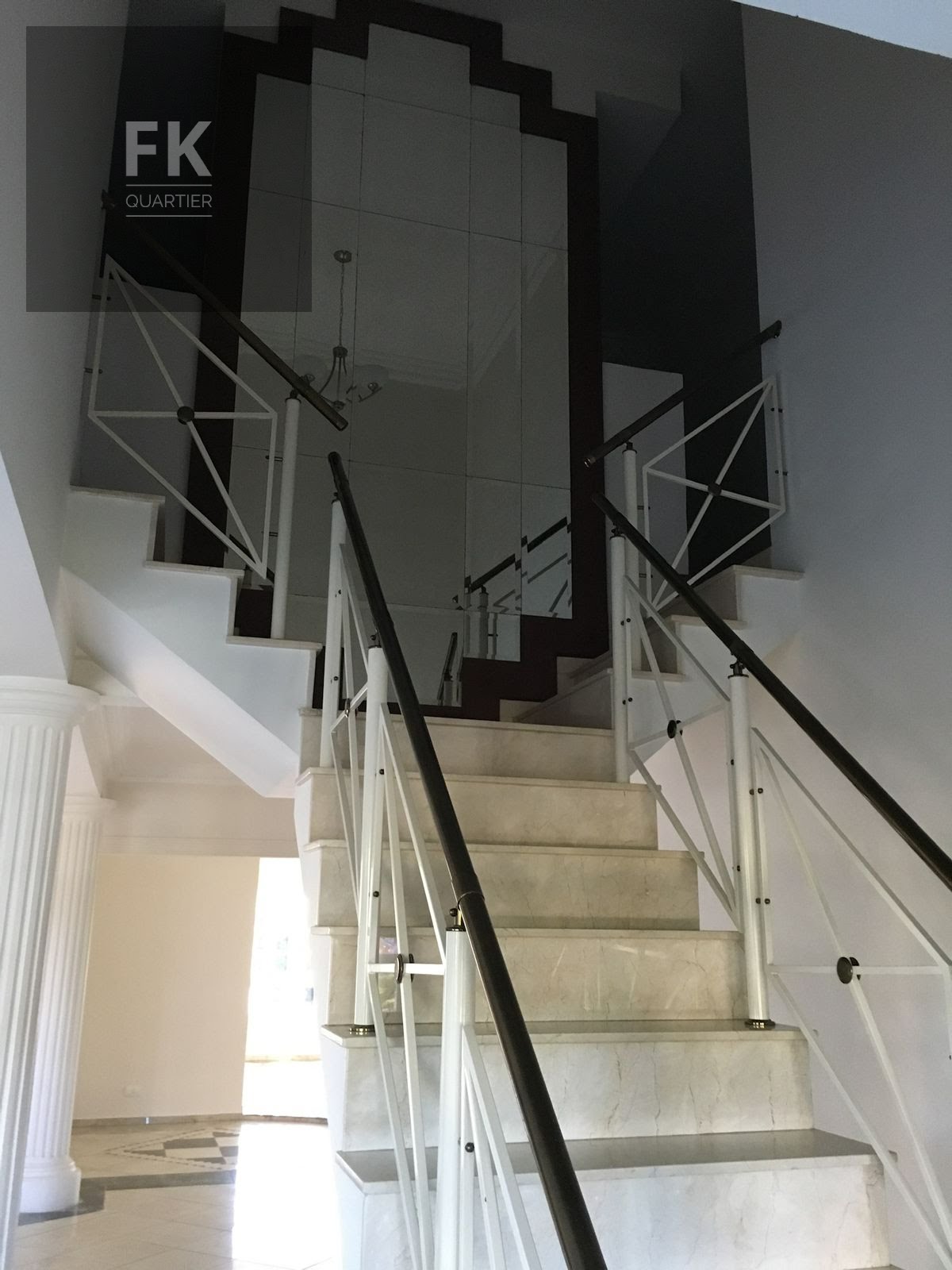 Casa à venda com 4 quartos, 4 suítes, 4 vagas e 400m² no Alphaville Residencial Dois, Barueri (SP) — foto 6 de 19