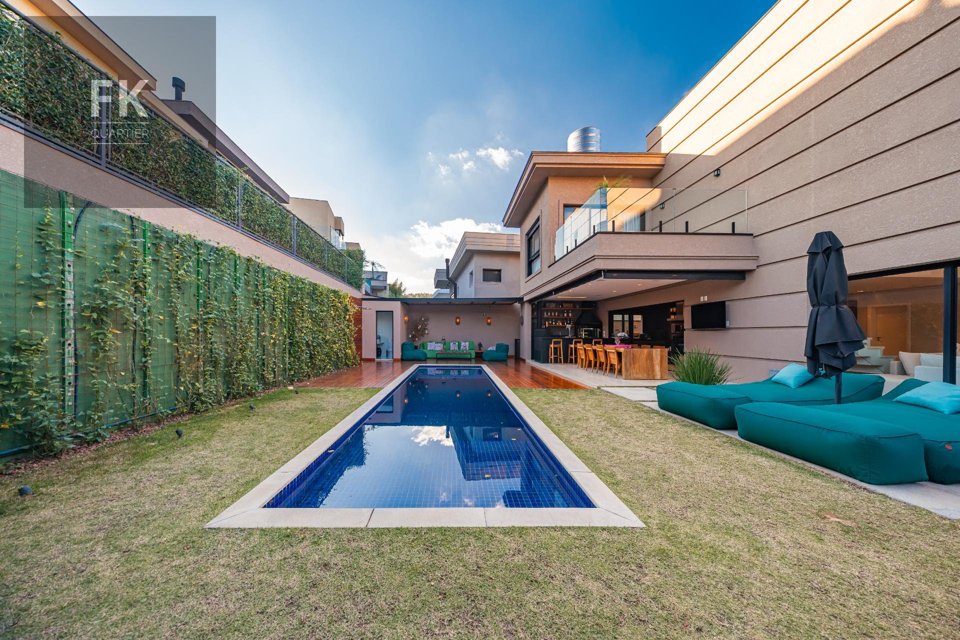 Casa à venda com 5 quartos, 5 suítes, 6 vagas e 400m² no Alphaville, Santana de Parnaíba (SP) — foto 5 de 30