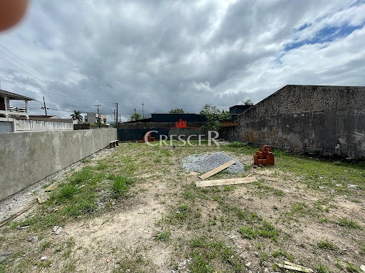 Excelente terreno à venda no balneário Pereque