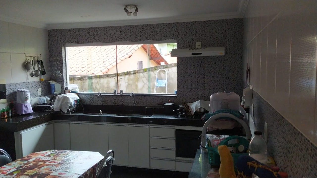 Casa à venda com 7 quartos, 3 suítes, 7 vagas e 220m² no Jaqueline, Belo Horizonte (MG) — foto 8 de 23