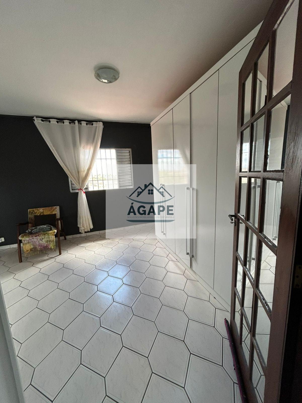Casa à venda com 3 quartos, 1 suíte, 2 vagas e 170m² no Jardim Capao Redondo, São Paulo (SP) — foto 8 de 30