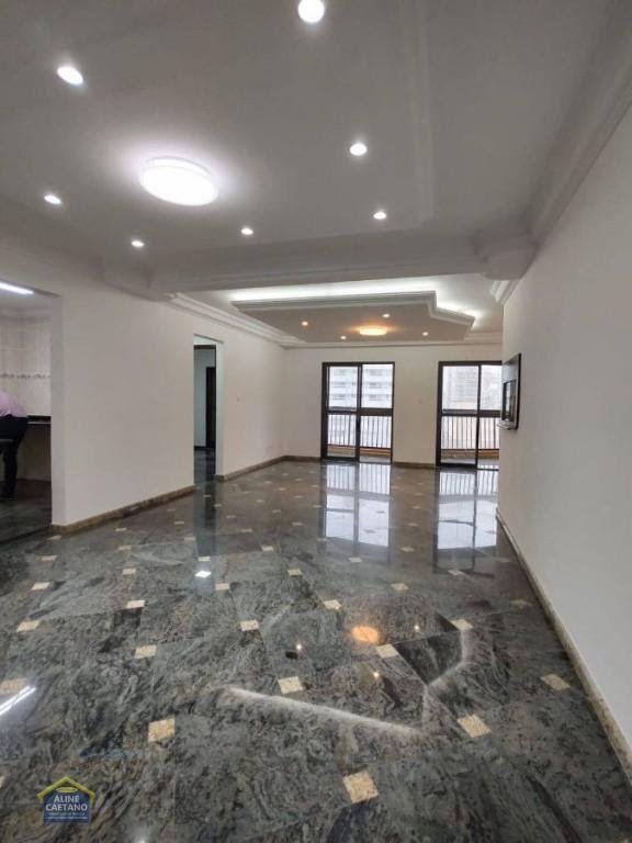 Apartamento à venda com 4 quartos, 4 banheiros, 2 vagas e 137m² no Aviação, Praia Grande — foto principal