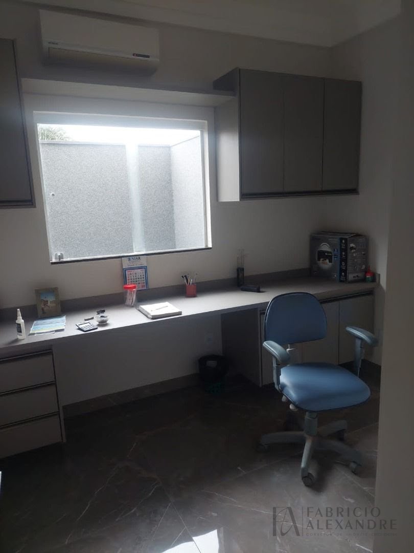 Casa à venda com 3 quartos, 3 suítes, 4 vagas e 223m² no Residencial Gaivota I, São José do Rio Preto (SP) — foto 6 de 12