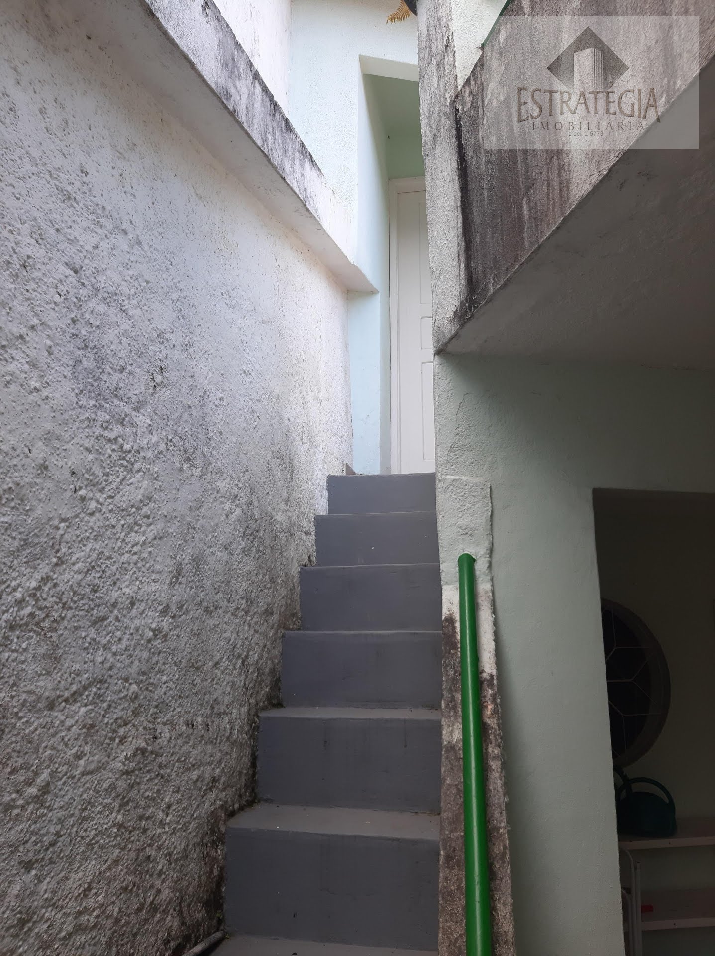 Casa à venda com 3 quartos, 1 suíte, 1 vaga e 190m² no Valparaíso, Petrópolis (RJ) — foto 27 de 30