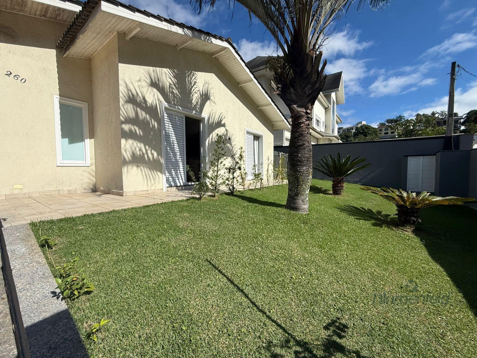 Casa à venda com 6 quartos, 6 suítes, 4 vagas e 545m² no Condominio Arujazinho I II III, Arujá (SP) — foto 2 de 30