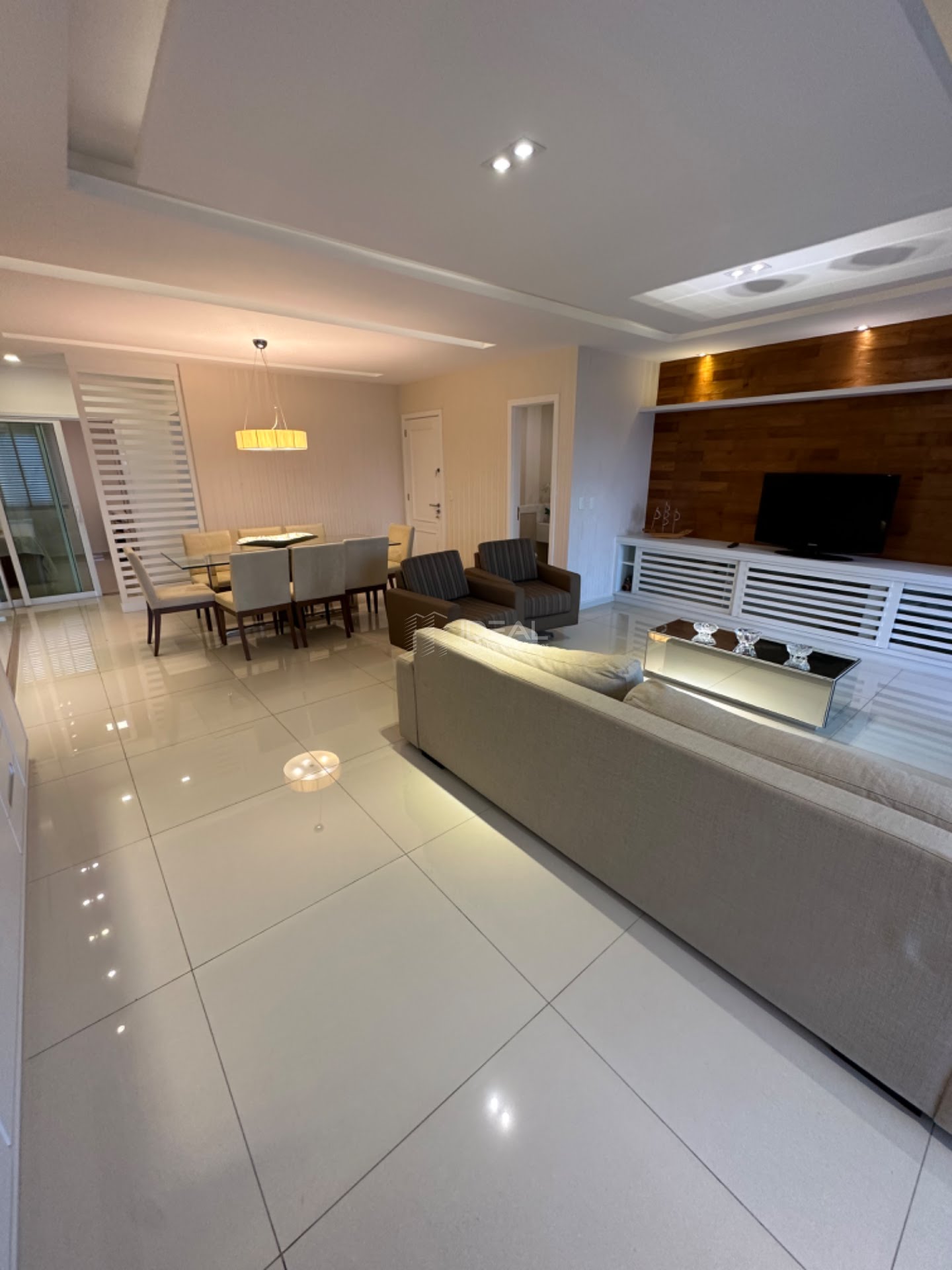 Apartamento à venda com 4 quartos, 3 suítes, 3 vagas e 160m² no Jardim Maria de Queiroz, Campos dos Goytacazes (RJ) — foto 19 de 30