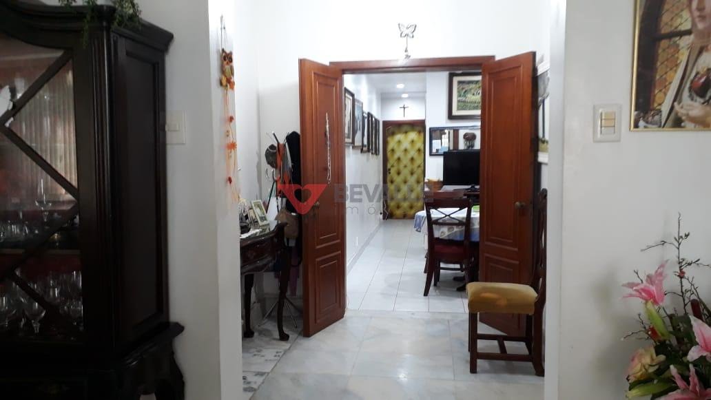 Apartamento à venda com 3 quartos, 1 suíte, 1 vaga e 190m² no Copacabana, Rio de Janeiro (RJ) — foto 12 de 23