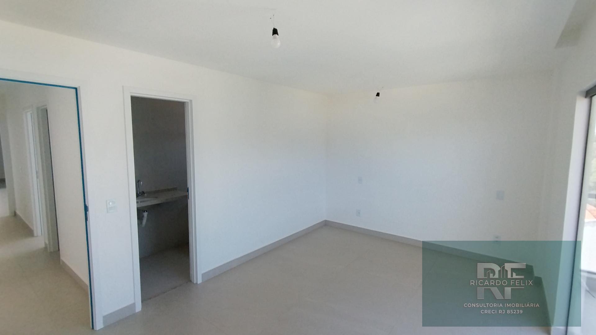 Cobertura à venda com 3 quartos, 2 suítes, 2 vagas e 133m² no Costazul, Rio das Ostras (RJ) — foto 28 de 30