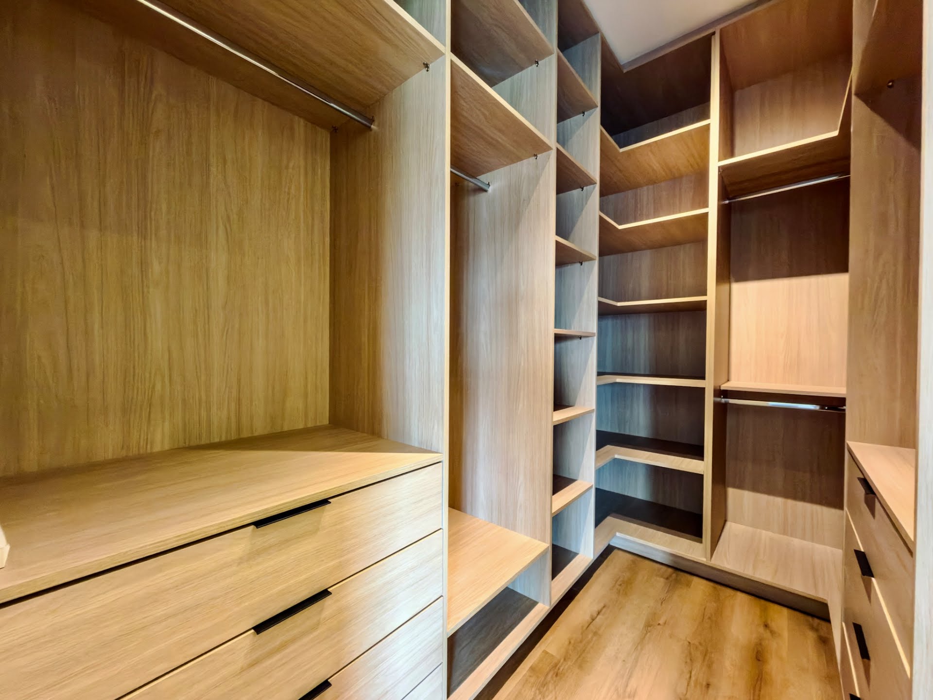 Casa à venda com 3 quartos, 3 suítes, 4 vagas e 230m² no Sapezal, Indaiatuba (SP) — foto 18 de 22