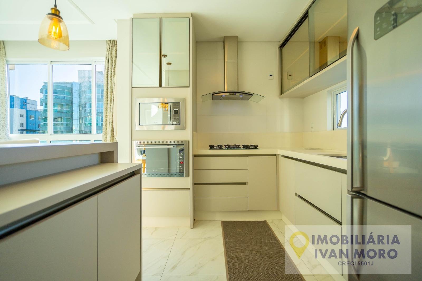 Apartamento à venda com 3 quartos, 3 suítes, 2 vagas e 130m² no Meia Praia, Itapema (SC) — foto 22 de 30