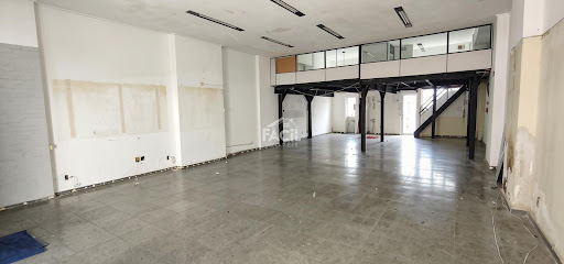 Ponto Comercial à Venda em Santa Lúcia, Vitória | 179m²