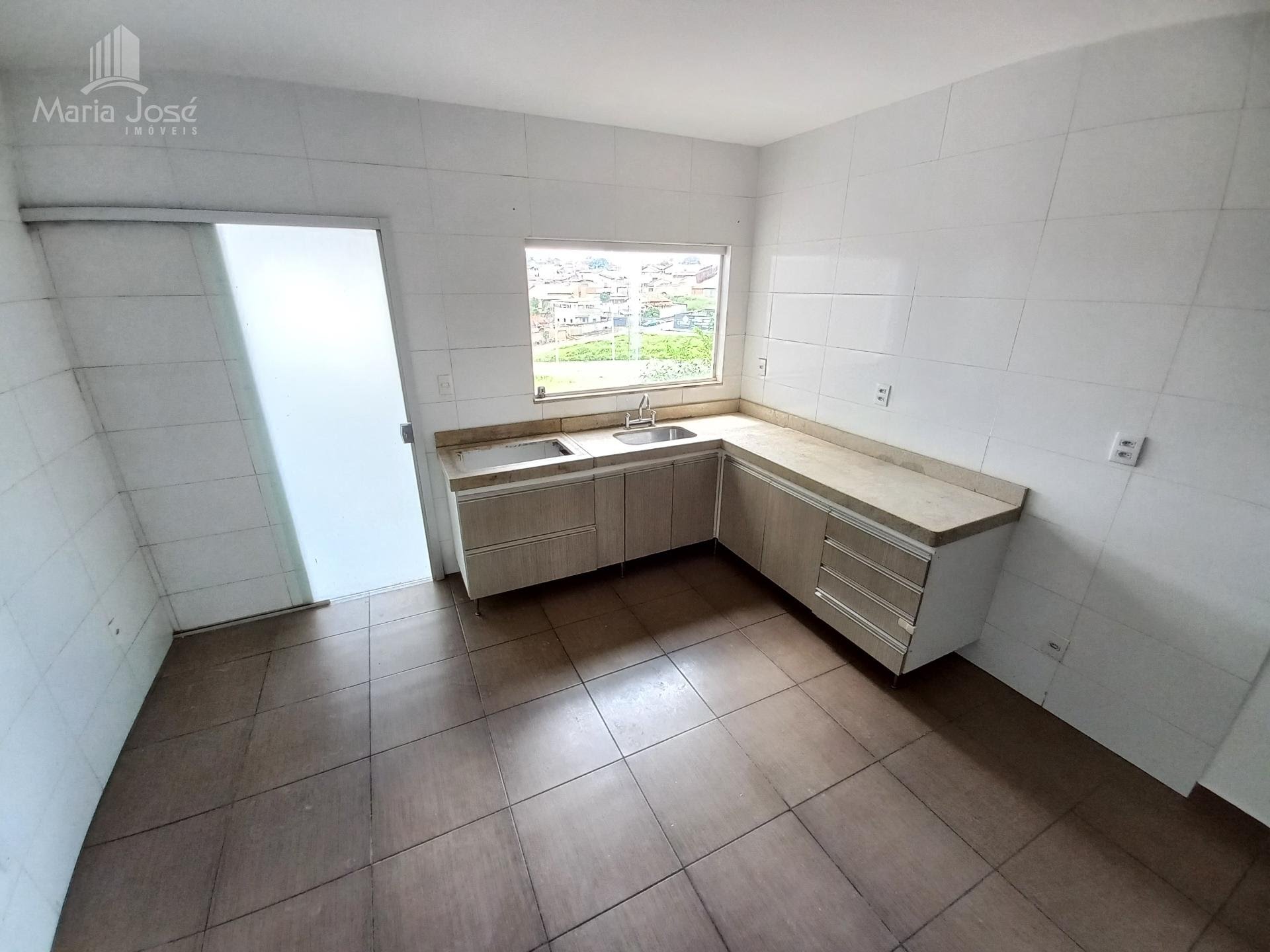 Casa à venda com 3 quartos, 1 suíte, 2 vagas e 140m² no Interlagos II, Sete Lagoas (MG) — foto 13 de 29