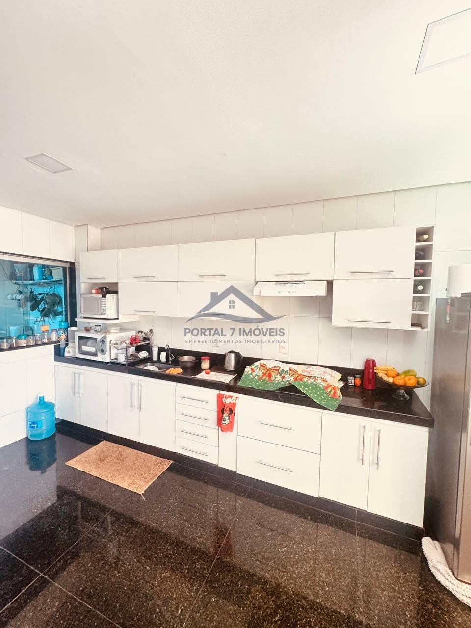 Casa à venda com 3 quartos, 2 suítes, 4 vagas e 360m² no Iporanga, Sete Lagoas (MG) — foto 11 de 27