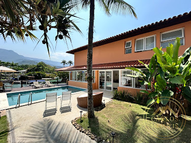 Casa em Condomínio para Temporada em Angra dos Reis / RJ no bairro AlphaVille