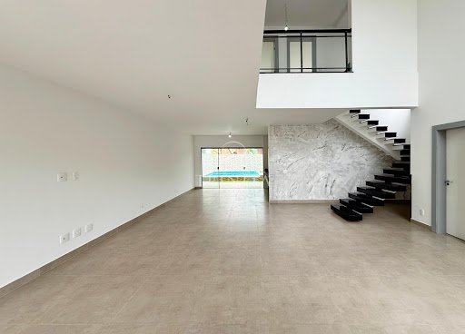 Sala da casa à venda no condomínio Riviera Del Sol