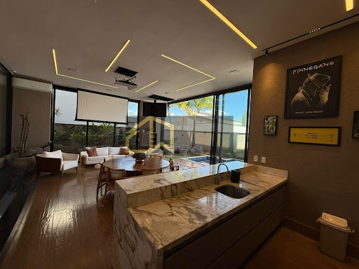 Casa de Condomínio em Alphaville Araguaia  -  Goiânia