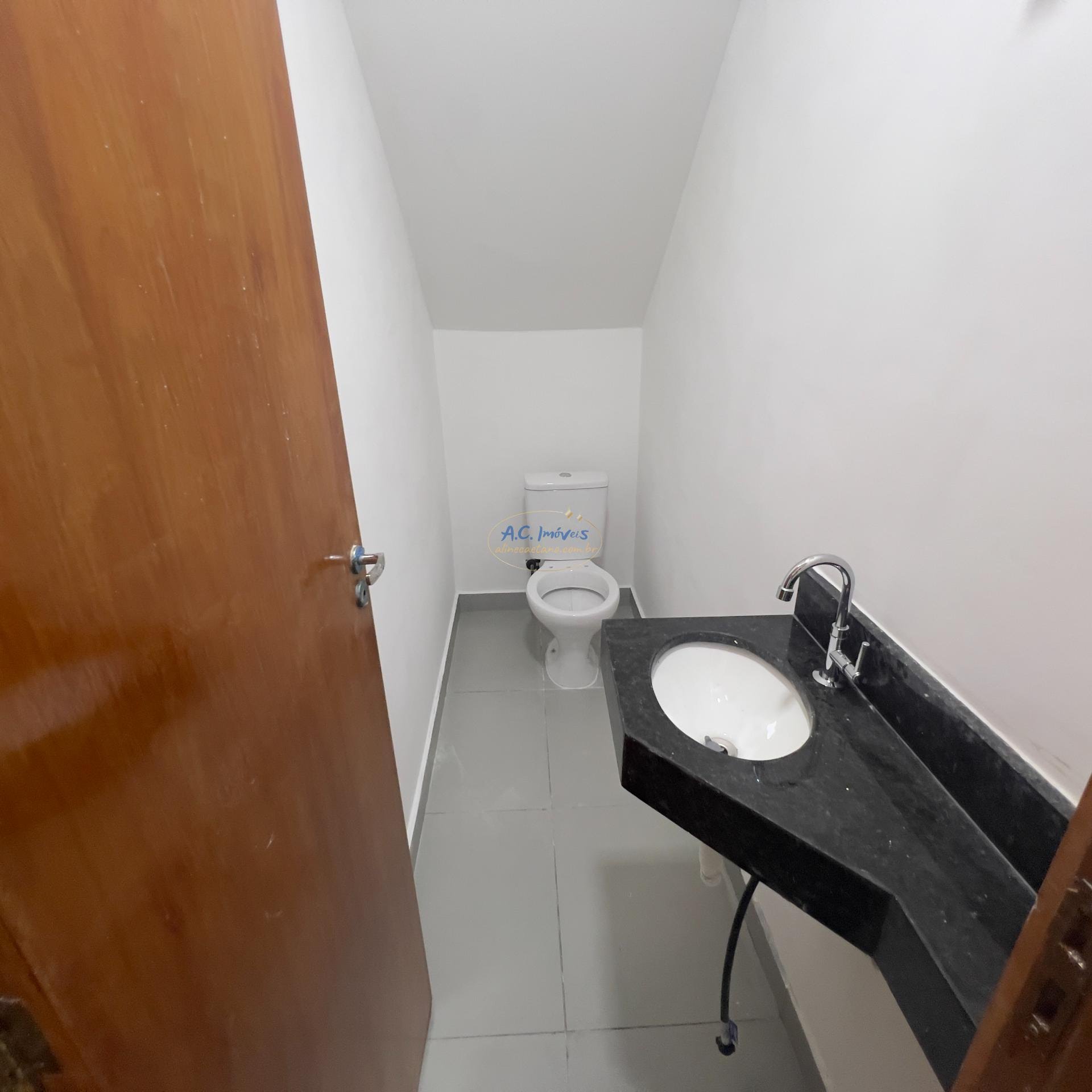 Casa à venda com 2 quartos, 2 banheiros, 1 vaga e 55m² no Jardim Imperador, Praia Grande (SP) — foto 5 de 18