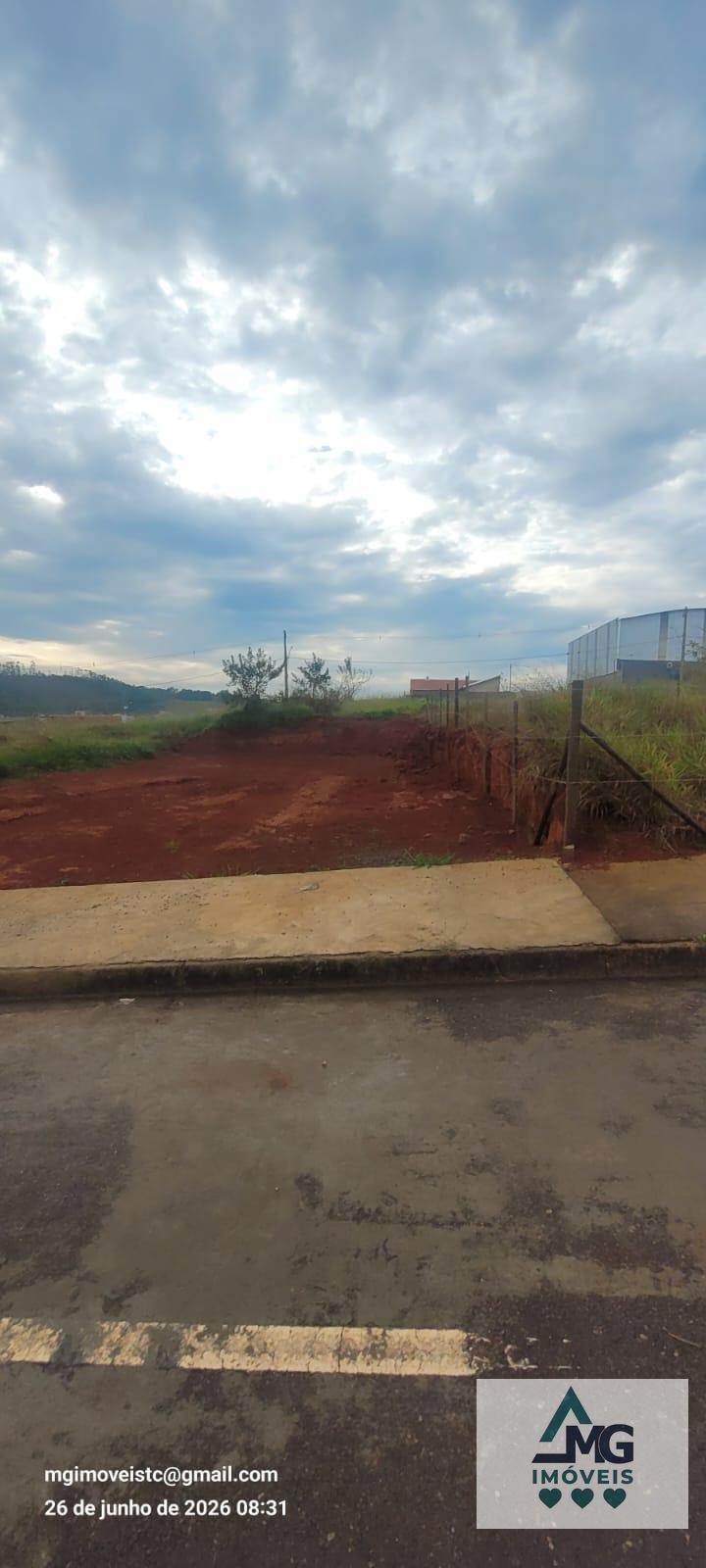 Terreno à venda com 300m² de terreno no Cidade Jardim, Três Corações (MG) — foto 3 de 10