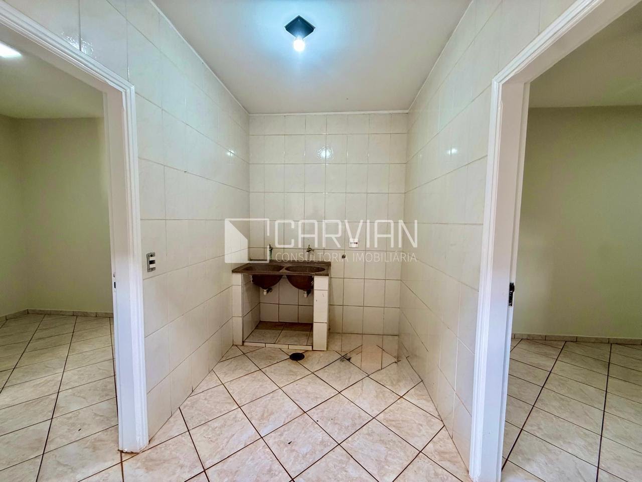 Casa à venda com 5 quartos, 1 suíte, 4 vagas e 200m² no Jardim Manoel Penna, Ribeirão Preto (SP) — foto 28 de 30