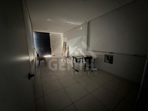 Salão Comercial de 180m² na Fazendinha - S. de Parnaíba