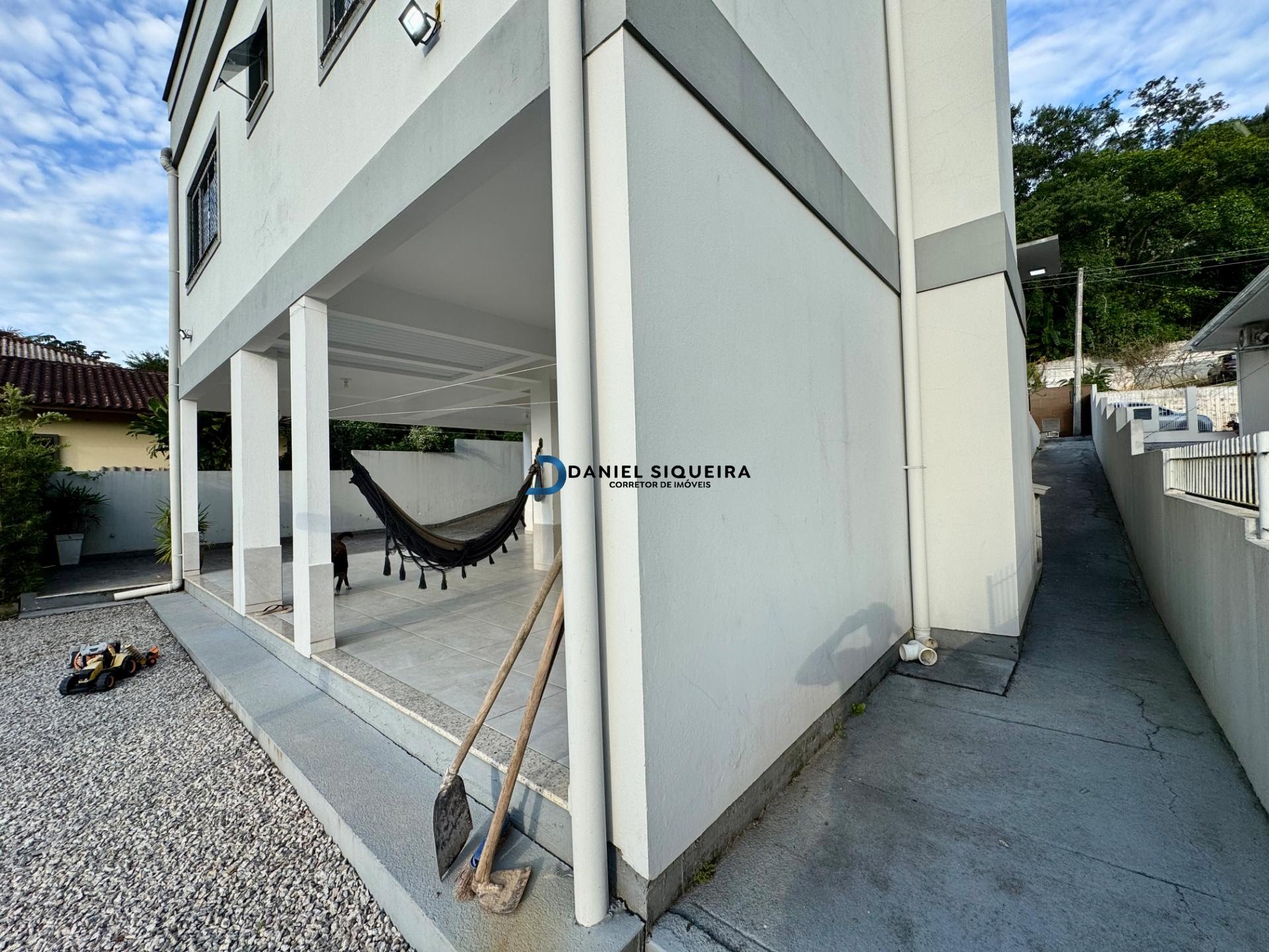 Casa à venda com 3 quartos, 1 suíte, 6 vagas e 190m² no Fundos, Biguaçu (SC) — foto 25 de 30