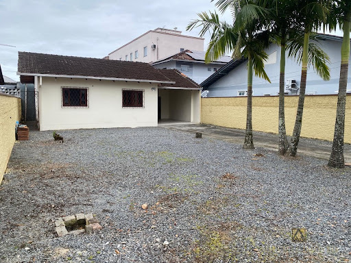 Casa em Aventureiro  -  Joinville