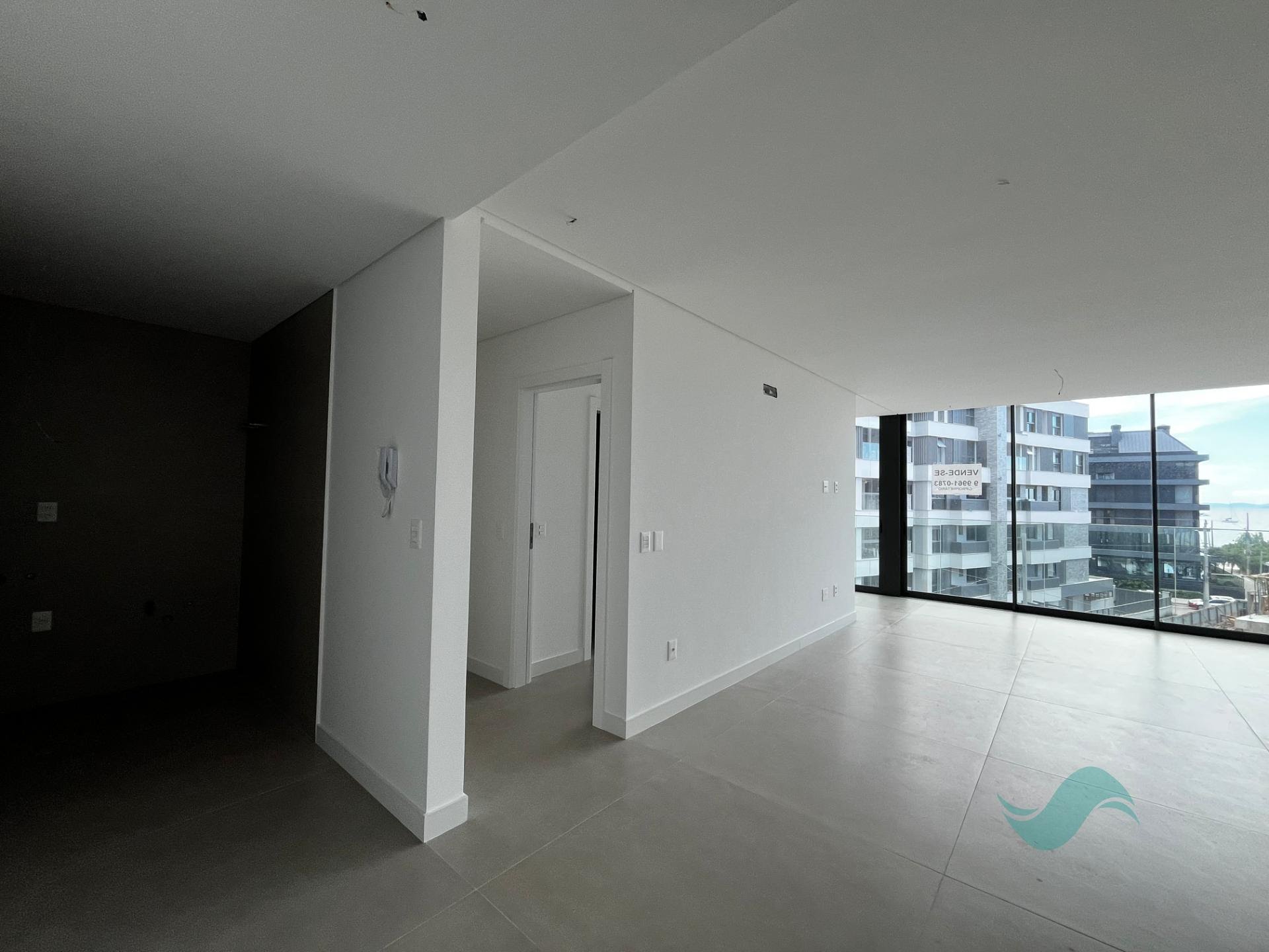 Apartamento à venda com 3 quartos, 3 suítes, 2 vagas e 108m² no Jurerê, Florianópolis (SC) — foto 9 de 10