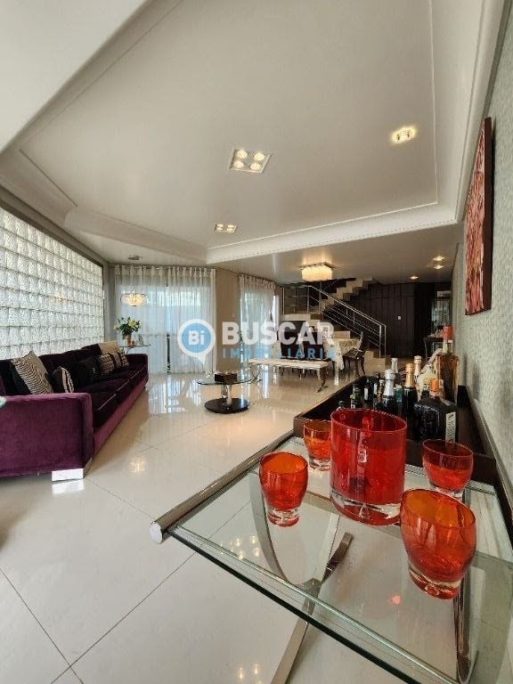 Casa à venda com 4 quartos, 4 suítes, 6 vagas e 640m² no Sim, Feira de Santana (BA) — foto 2 de 21