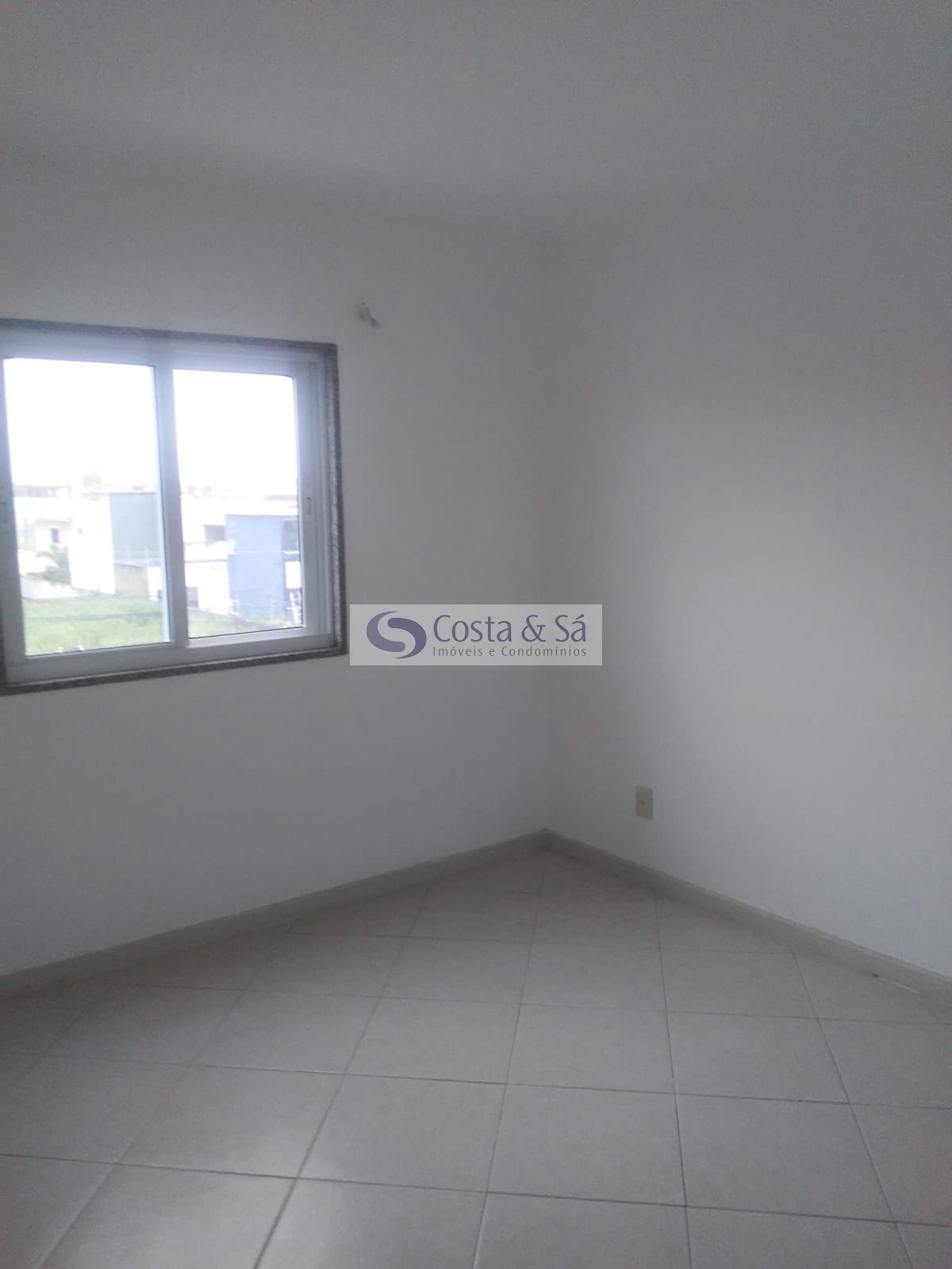 Apartamento à venda com 2 quartos, 1 banheiro, 1 vaga e 56m² no Recreio, Rio das Ostras (RJ) — foto 2 de 9