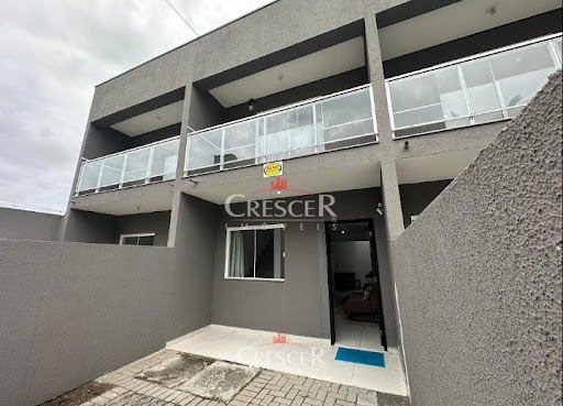 Sobrado com 02 quartos mobiliado em Matinhos