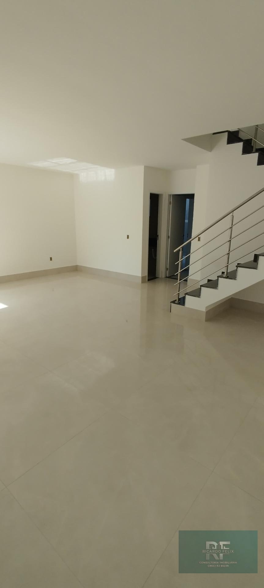 Casa à venda com 3 quartos, 3 suítes, 1 vaga e 153m² no Costazul, Rio das Ostras (RJ) — foto 28 de 30