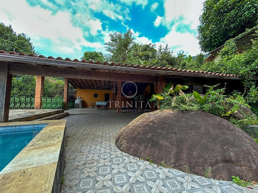Piscina - churrasqueira
