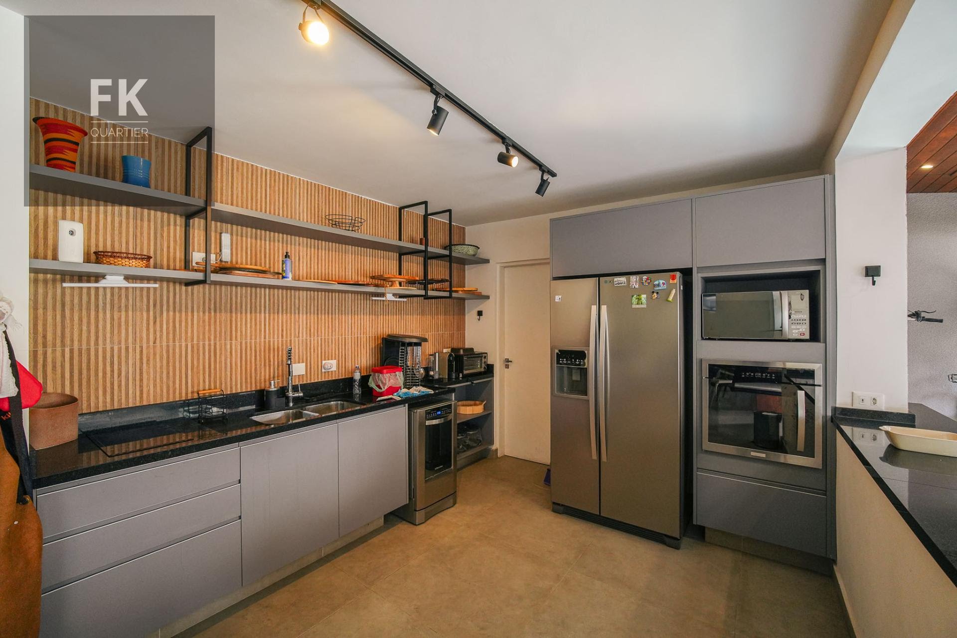 Casa à venda com 5 quartos, 5 suítes, 4 vagas e 476m² no Alphaville, Santana de Parnaíba (SP) — foto 12 de 30