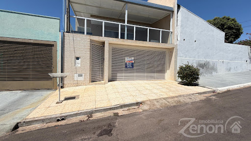 Casa à Venda em Vila Jamil de Lima, Adamantina, 3 Dorms, sendo uma Suíte 231m²