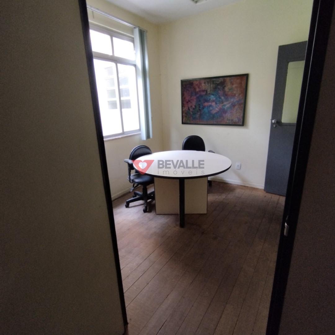 Comercial à venda com 4 banheiros, 2 vagas e 322m² no Imperial de São Cristóvão, Rio de Janeiro (RJ) — foto 12 de 24