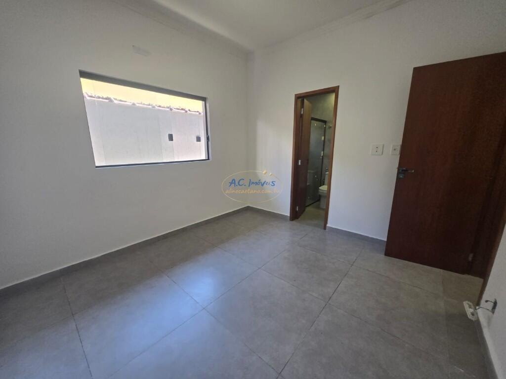 Casa à venda com 2 quartos, 2 suítes, 2 vagas e 140m² no Vila Tupi, Praia Grande (SP) — foto 18 de 23