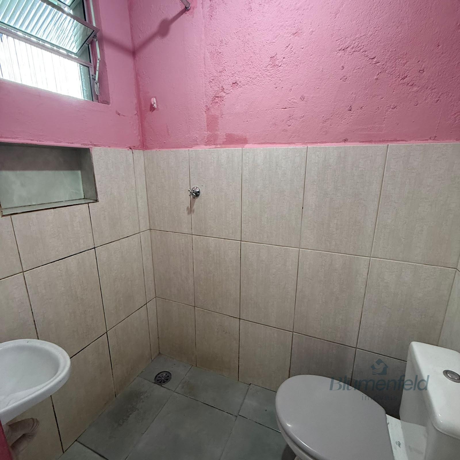 Casa para alugar com 1 quarto, 1 banheiro, 1 vaga e 50m² no Parque Rodrigo Barreto, Arujá (SP) — foto 5 de 5