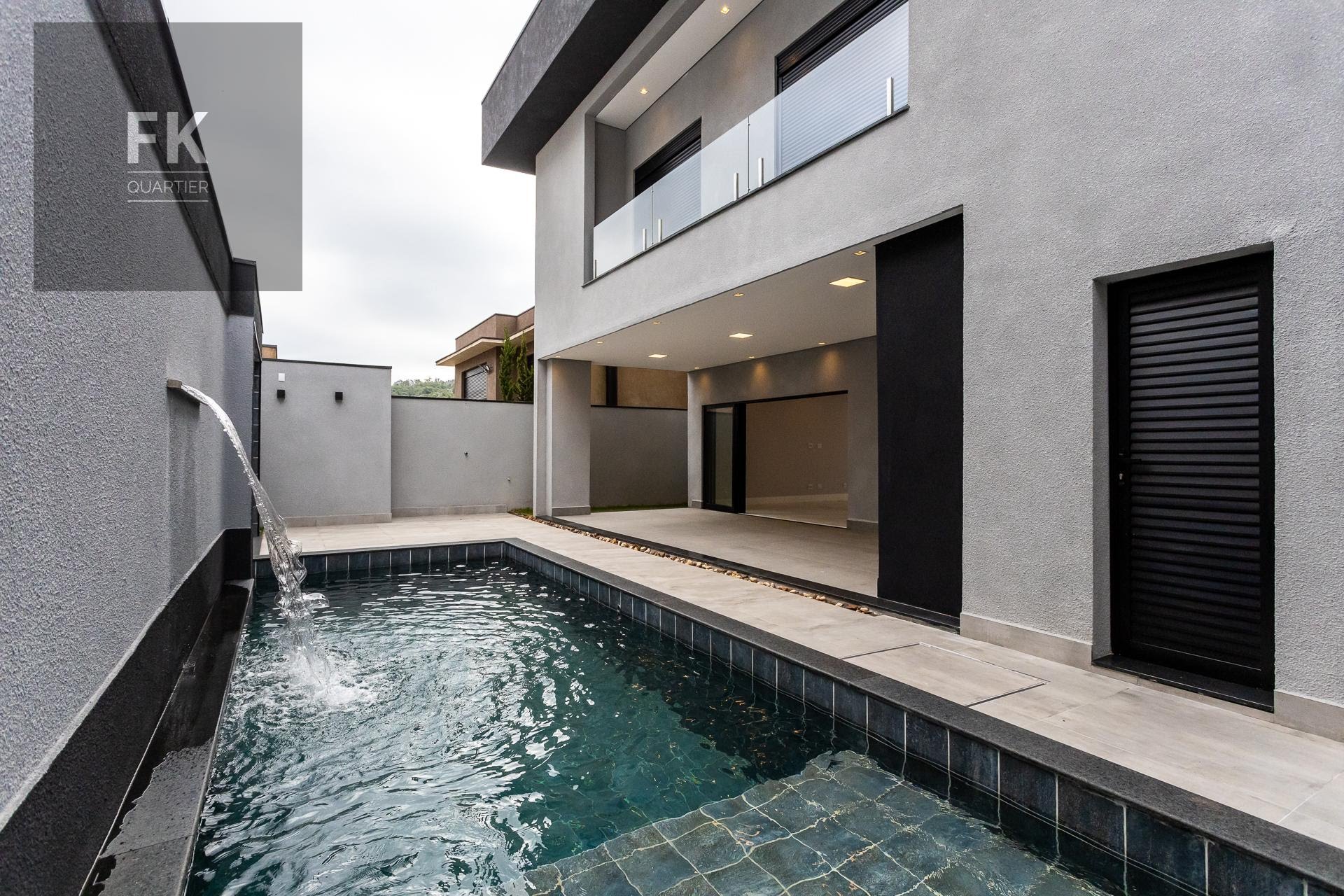 Casa à venda com 5 quartos, 5 suítes, 4 vagas e 392m² no Cidade Tamboré, Santana de Parnaíba (SP) — foto 17 de 30
