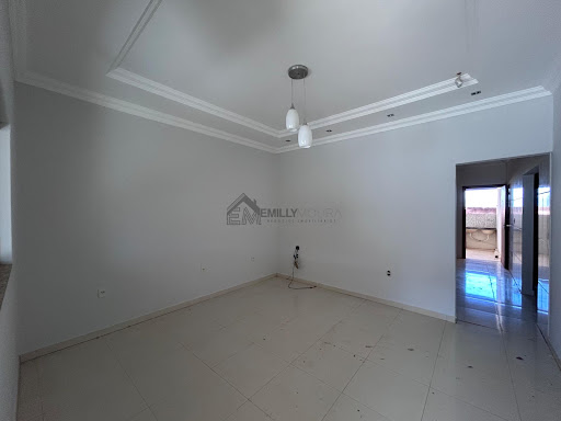 Casa em Loteamento Estrela  -  Catalão