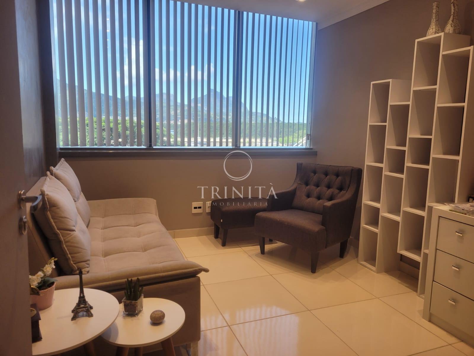 sala-trinitaimobiliaria-dimensionoffice&park