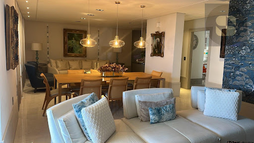 Apartamento em Goiabeiras, Cuiabá: 3 Suítes à Venda