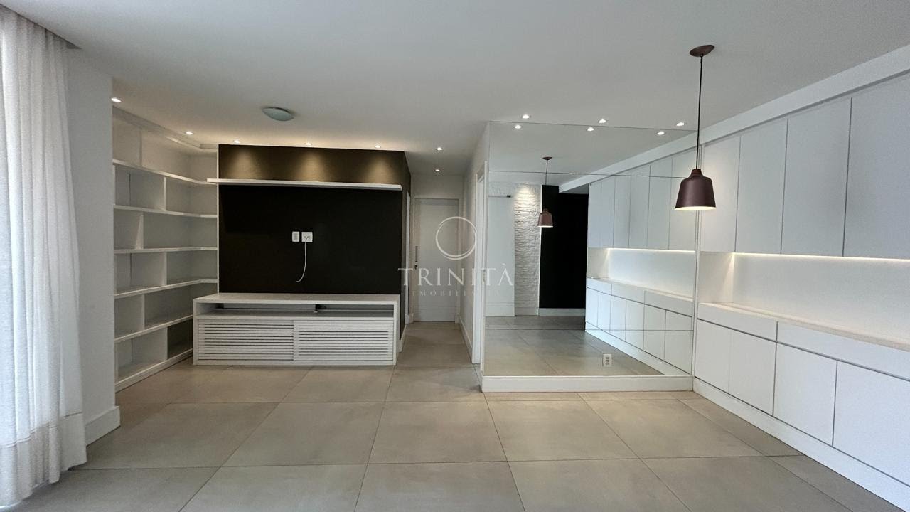 sala-trinitaimobiliaria-maayan