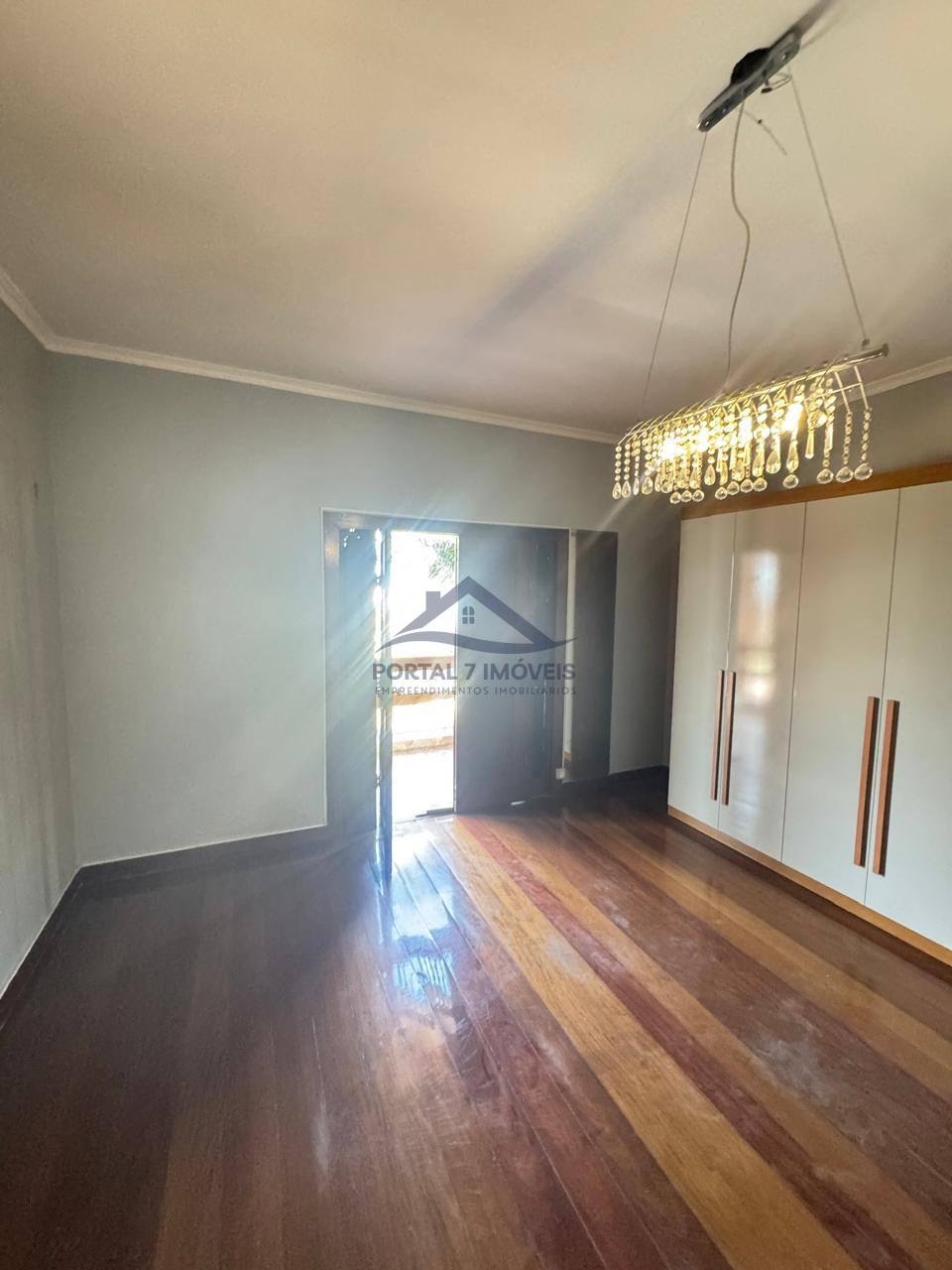 Casa à venda com 5 quartos, 2 suítes, 3 vagas e 230m² no Jardim Arizona, Sete Lagoas (MG) — foto 20 de 26